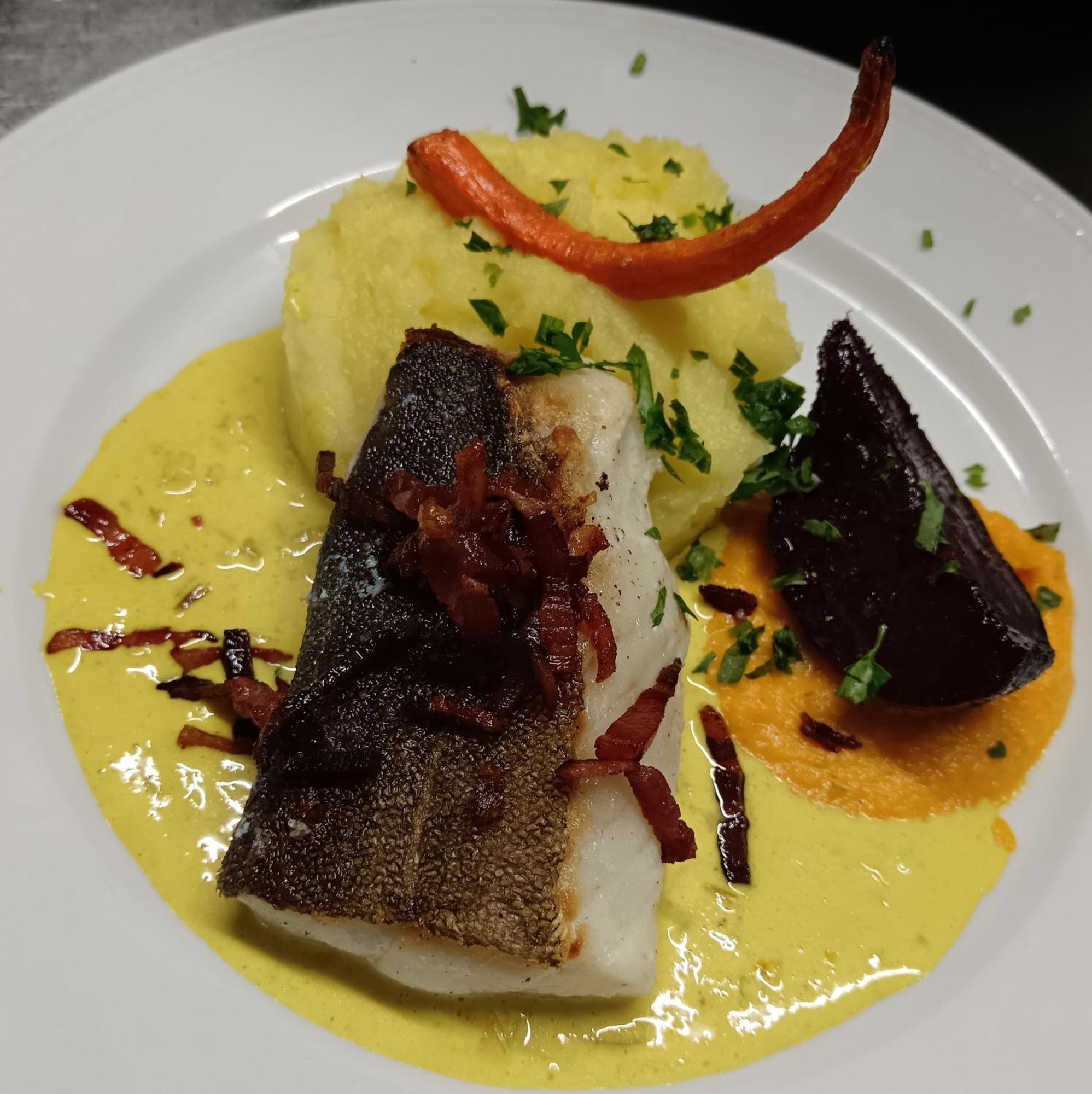 Hotel Restaurant Notre Dame オルシヴァル エクステリア 写真