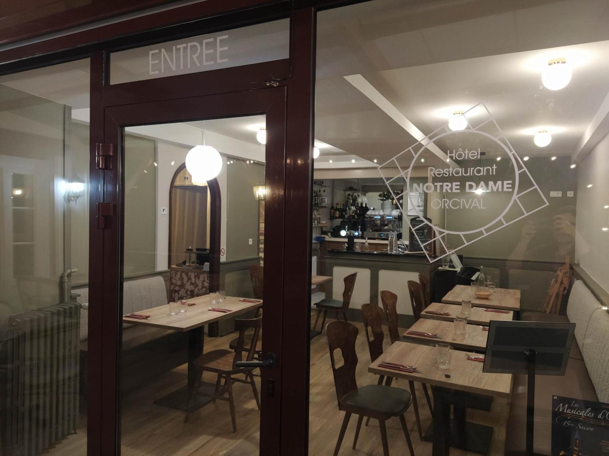 Hotel Restaurant Notre Dame オルシヴァル エクステリア 写真